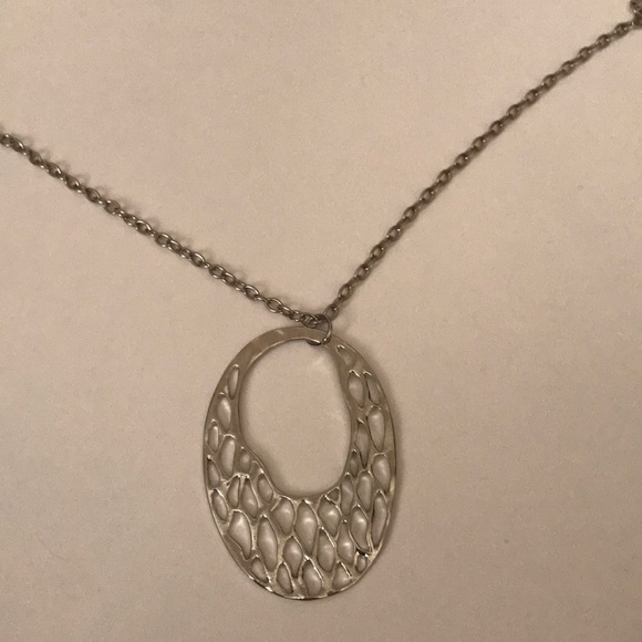 erica lyons Jewelry - Silver Necklace w/ 14” chain